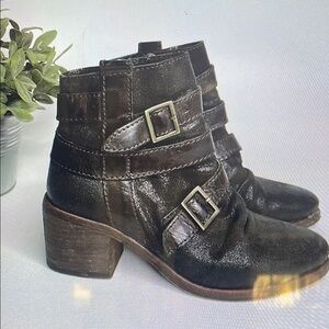 Stylish Brown Heeled Boots